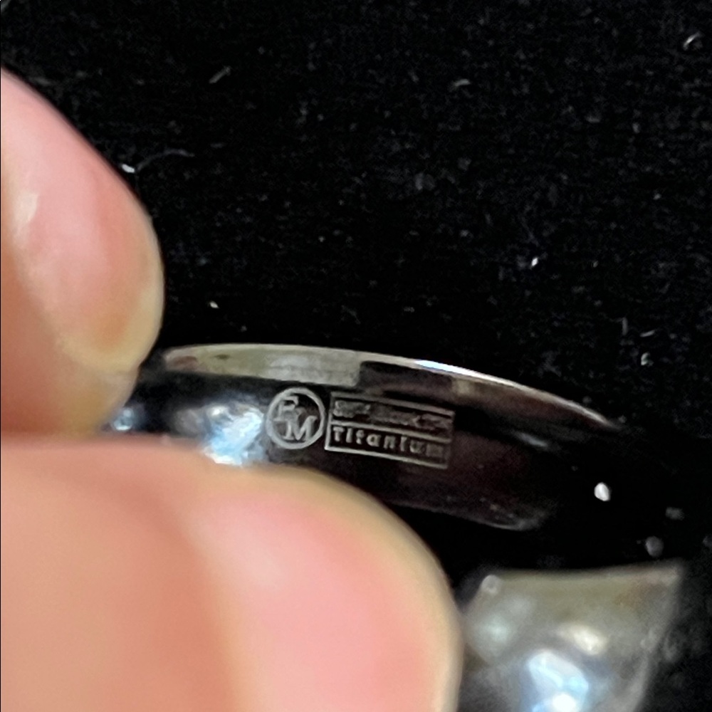 Titanium Men's Dual-Tone Rings - Picture 10 of 16
